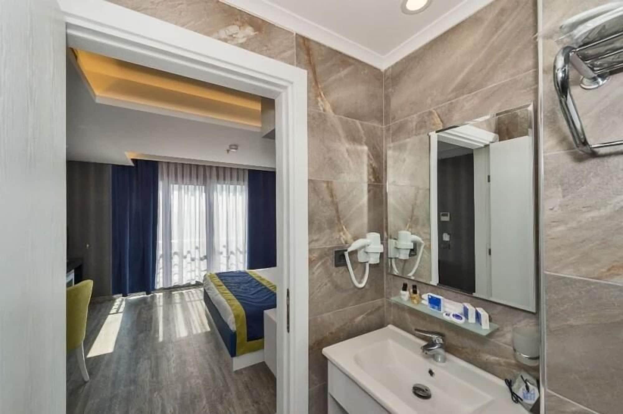 Inntel Hotel Istambul Extérieur photo